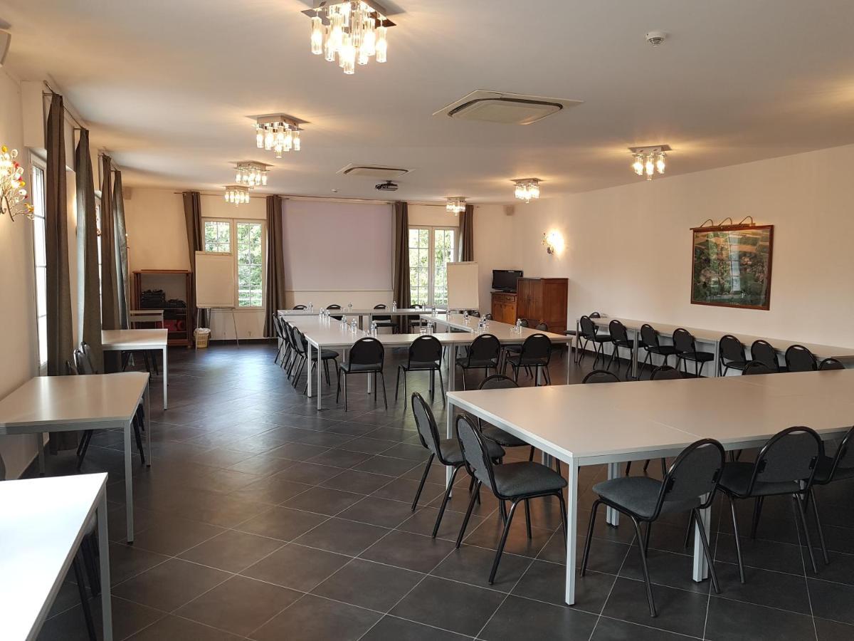 Logis - Hotel Restaurant La Sapiniere Wisques Bagian luar foto