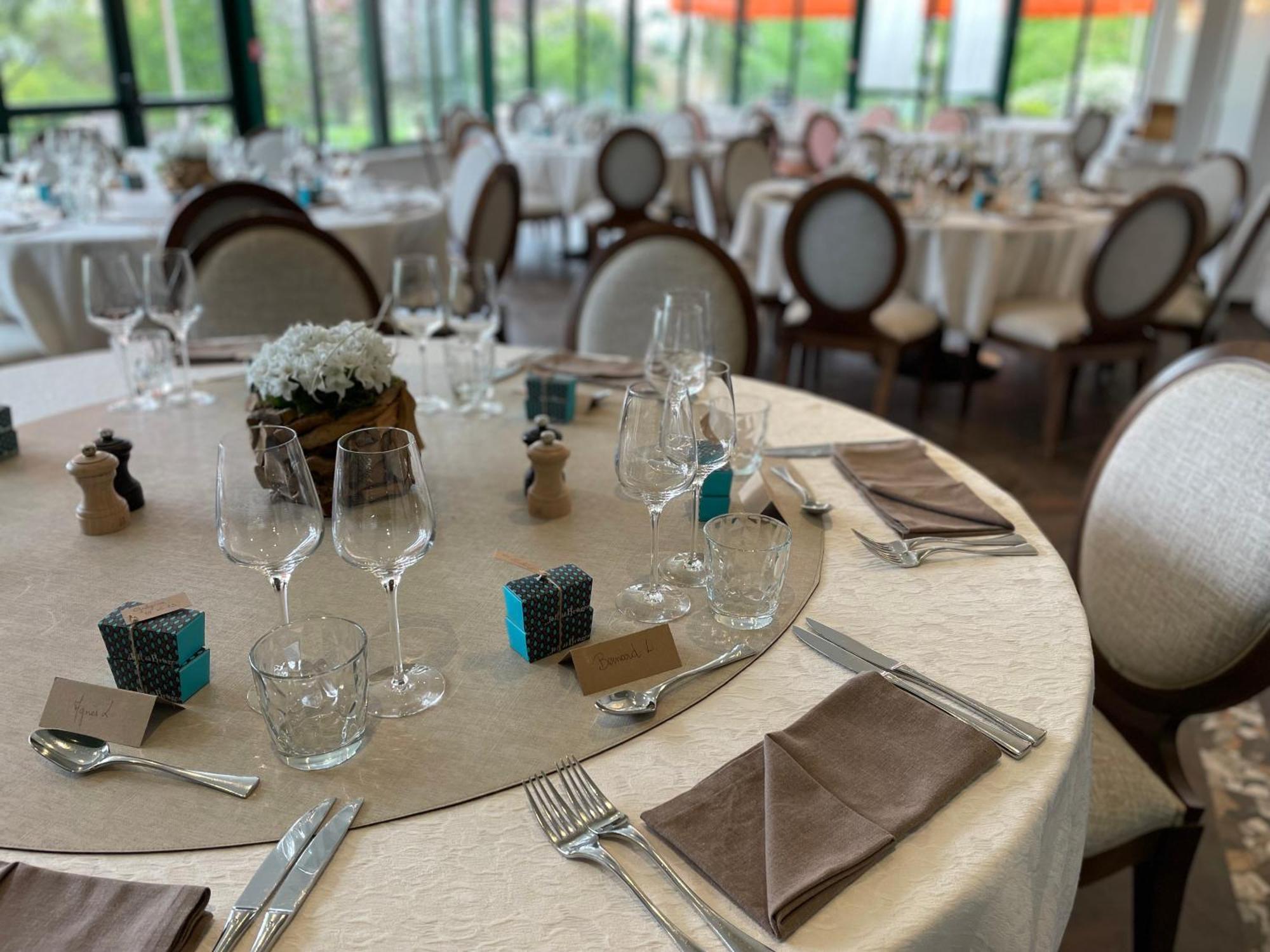 Logis - Hotel Restaurant La Sapiniere Wisques Bagian luar foto